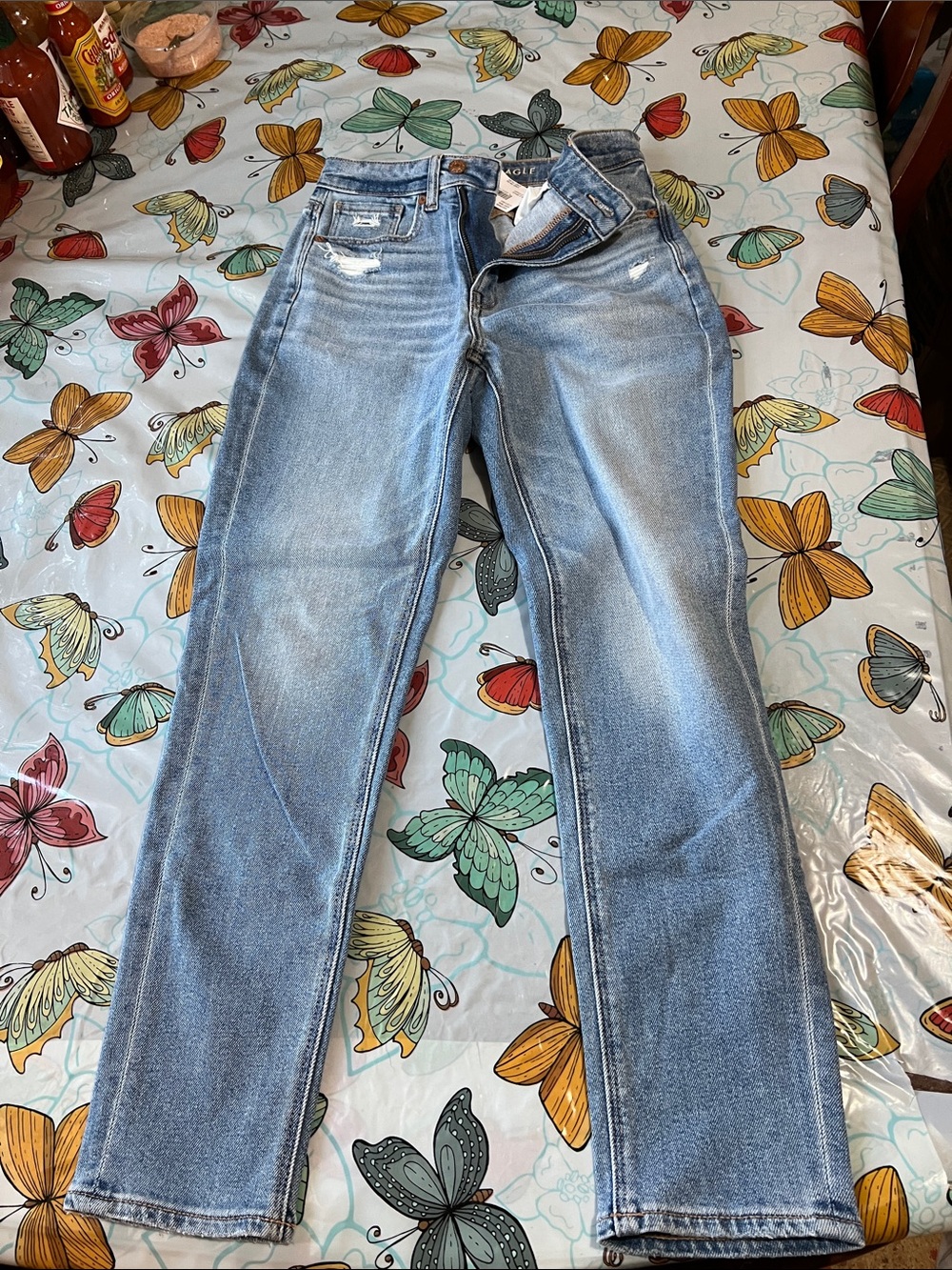 American Eagle Outfitters Light Wash Straight-Leg Jeans